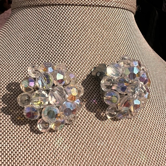 Vintage beautiful AB CRYSTAL CLIP ON EARRINGS - Picture 1 of 5